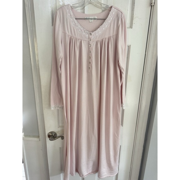 Eileen West Other - Eileen West Pink Long Sleeve Nightgown Lace Trim Button Front Soft Knit Sz Small